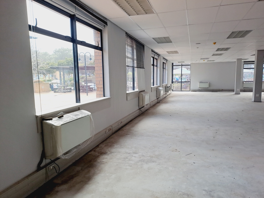 To Let commercial Property for Rent in Plattekloof Western Cape